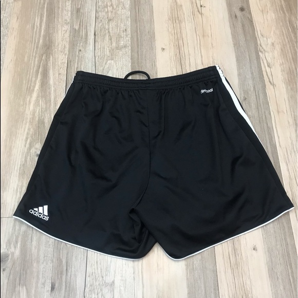 Woman’s Name brand Active bundle Nike, Under Armour, Adidas Medium - Picture 8 of 15